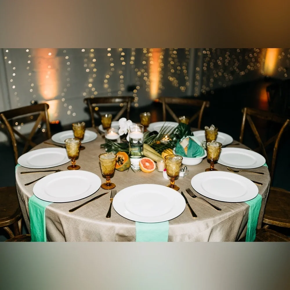 Handmade Dip Dyed Ombre Dinner Napkins | 20”x20” | Modern Tropical Wedding Event